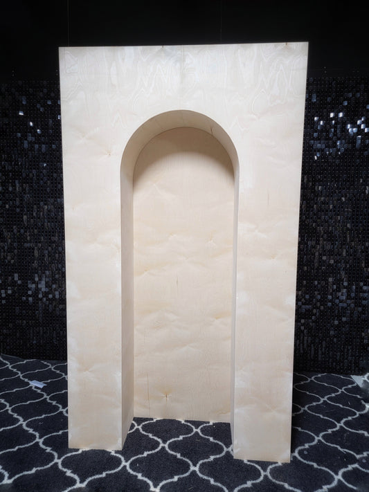 3D Arch and Square With Back